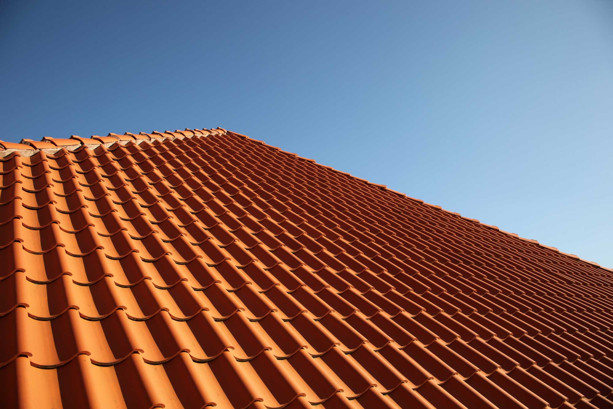 tile roof installation in Phoenix