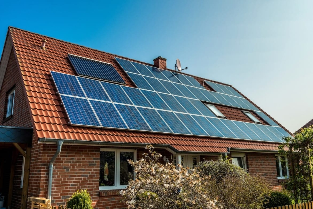 solar roofing pros and cons, solar roofing benefits, Prescott