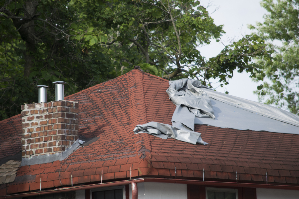 a roof with a tarp on it